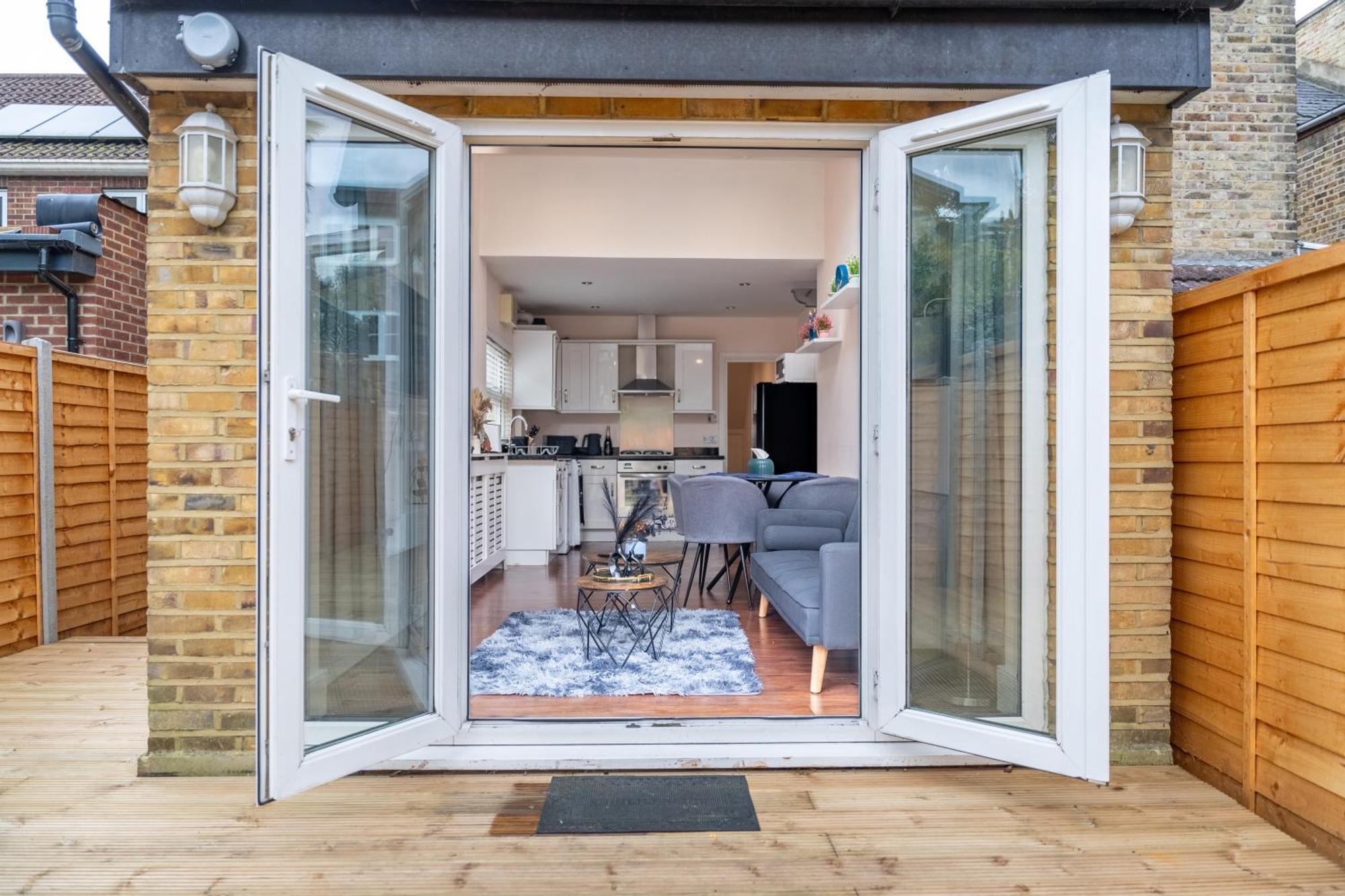 Beautiful 2 Bedroom With Private Garden In Wimbledon - Minutes From Central لندن المظهر الخارجي الصورة