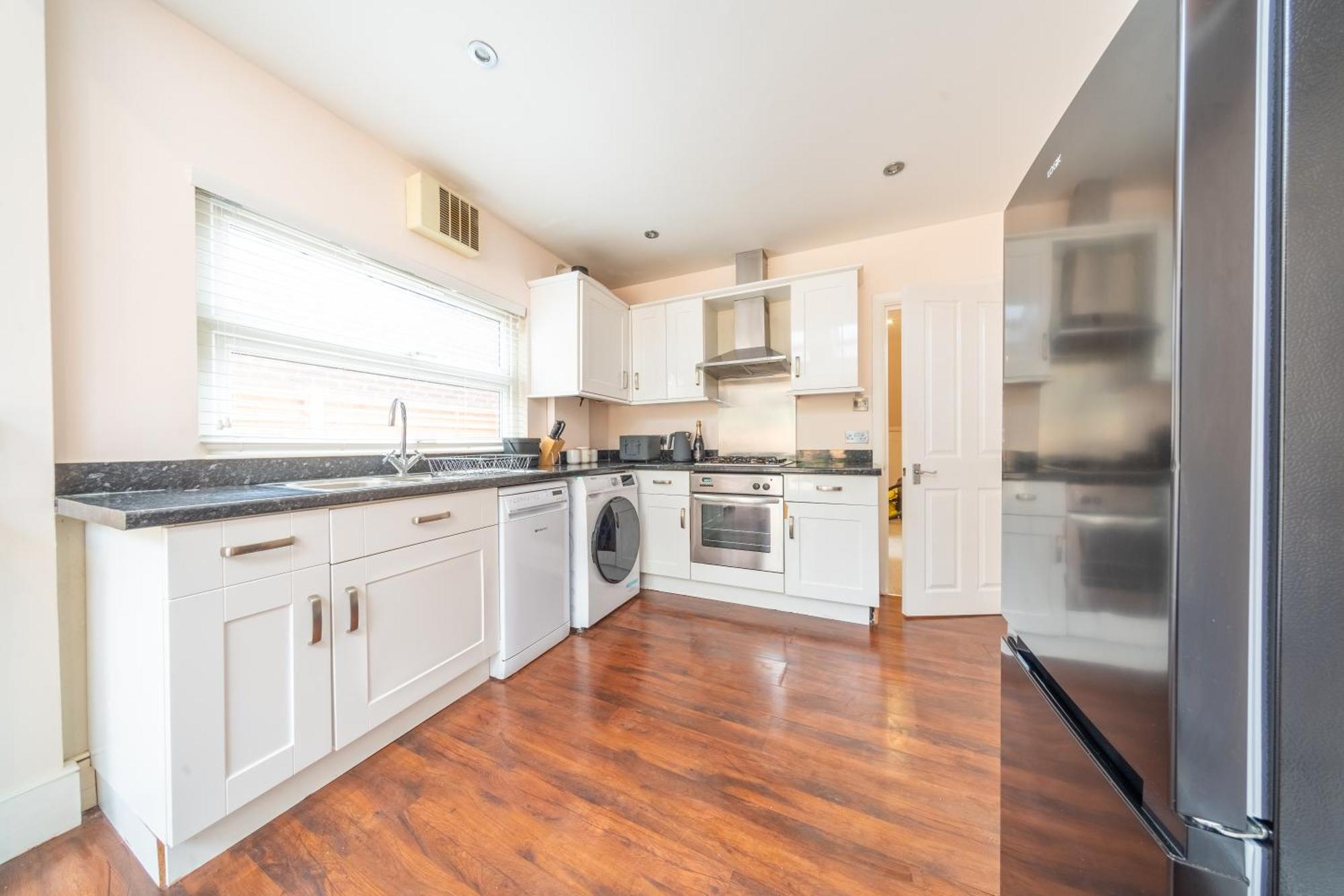 Beautiful 2 Bedroom With Private Garden In Wimbledon - Minutes From Central لندن المظهر الخارجي الصورة